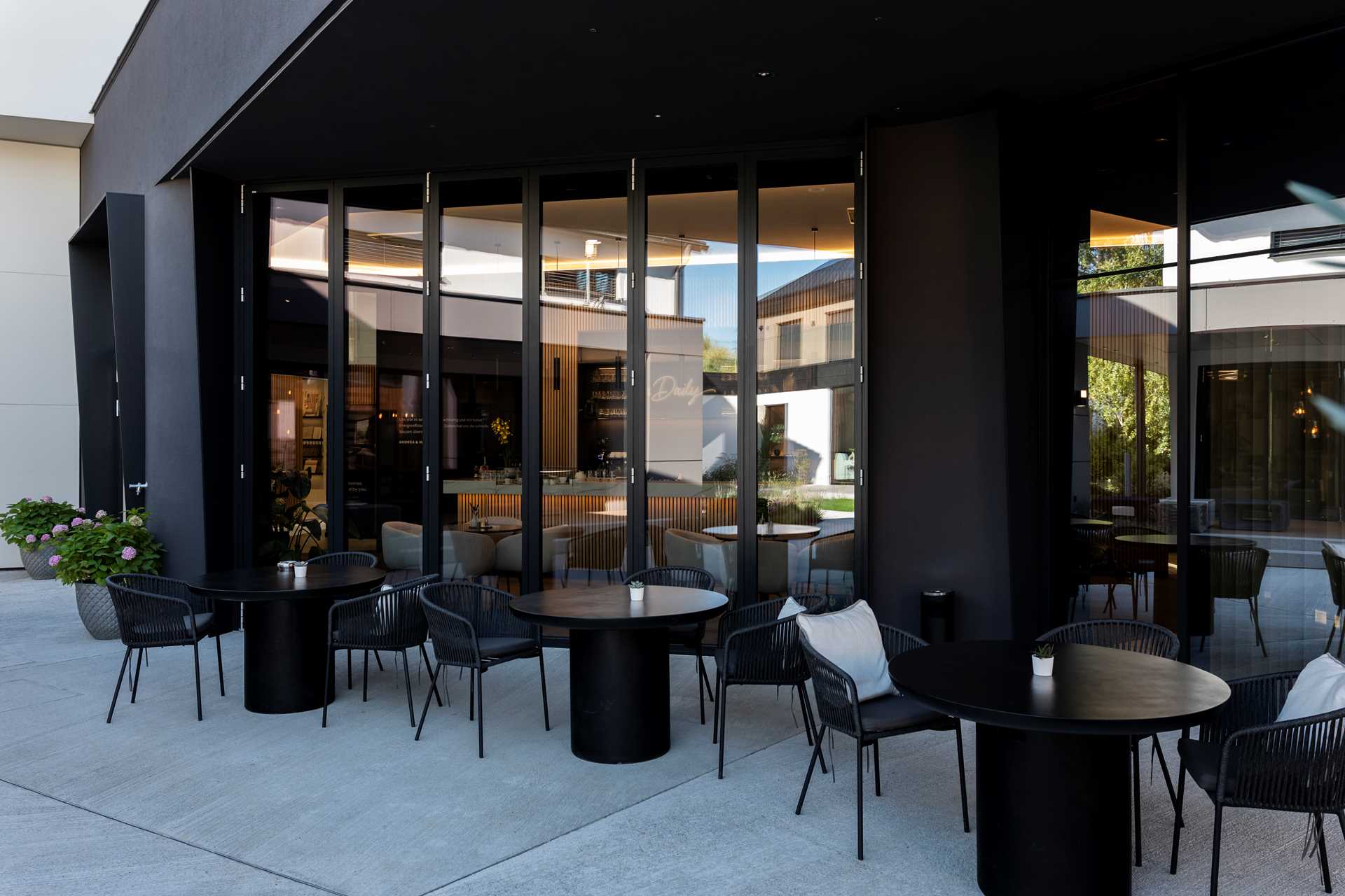Solarlux aluminium vouwwand type 'MEGALINE' geïsoleerd - Afbeelding 4